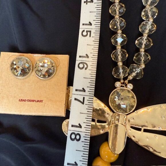 NWT Dragonfly Statement Necklace and Earrings Set Gold Tone Beads Crystals - Picture 12 of 12